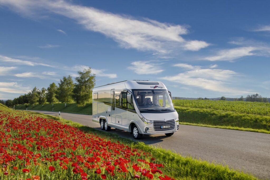 Carthago e-line DA auf Mercedes-Benz-Sprinter