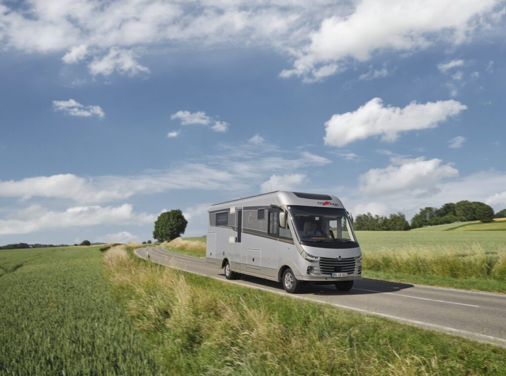 Carthago Liner for two auf 6,7 t Iveco Daily